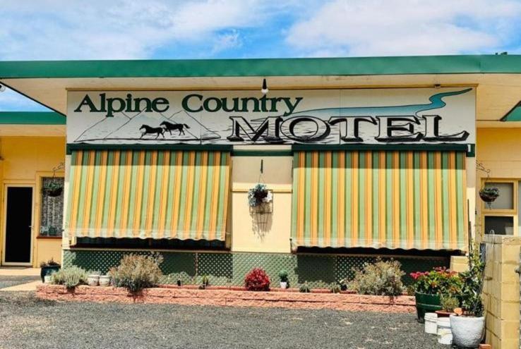 Alpine Country Motel Plus Free Coffee Cooma Exterior photo